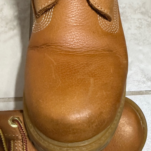 Timberland Women’s 6” Wheat Nubuck Leather Boots - Picture 5 of 11